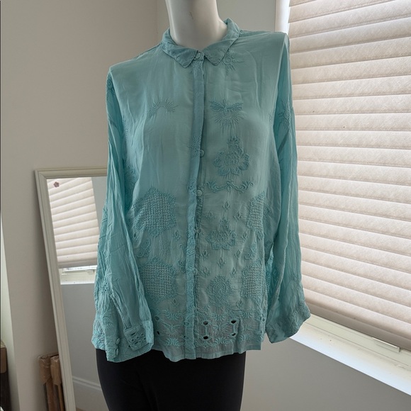 Johnny Was SLIM AUDREY BUTTON DOWN Embroidered  Shirt L NEW - Picture 2 of 9